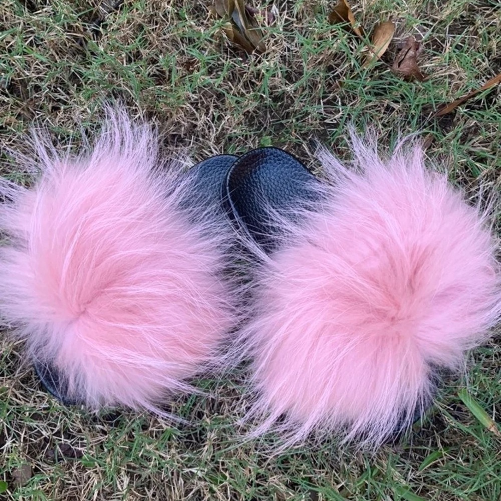 Kids fur slippers
